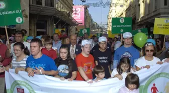 Beyoğlu'nda Down Sendromu Dostluk Yürüyüşü