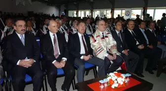 İzmir Üniversitesi'nde İlk Ders Bakan Günay'dan