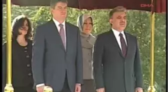 Cumhurbaşkanı Gül, Topi'yi Resmi Törenle Karşıladı