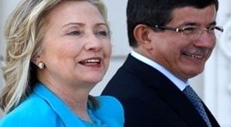 Davutoğlu, Clinton ile Görüştü