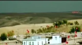 Diyarbakırlı Şehit, Evine Şehitler İçin Bayrak Asmış: İşte O Yürek Yakan Görüntüler