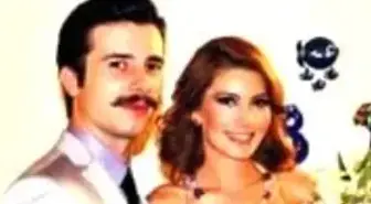 Biri Gerçek, Diğeri Rol İcabı