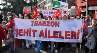 Trabzon'da Şehitler İçin Yürüdüler