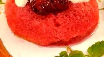 Günün Lezzeti: Vişneli Ekmek Tatlısı