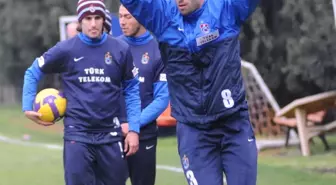 Trabzonspor'da Yüzleri Yine Güldüren Burak'a Yönetimden Kutlama