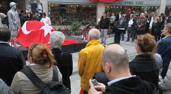 Atatürk'ü Canlandırmayla Andılar