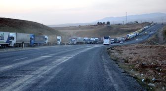 Habur Sınır Kapısı'nda Kuyruk 30 Kilometreye Ulaştı