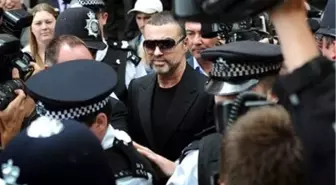 George Michael Zatürre Oldu, Turnesi İptal Edildi