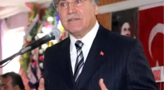 CHP, Atatürk'ü Küçültüyor