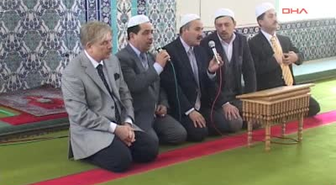 Çanakkale Vali Pilav Dağıttı