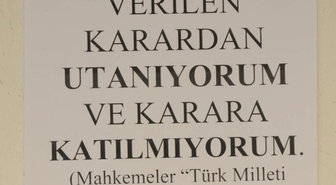N.Ç. Kararına Tek Kişilik Protesto
