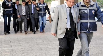 Antalya'da 'zimmet' Operasyonuna 28 Gözaltı