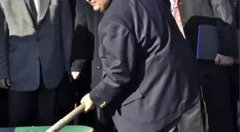 Ditib Lyon Merkez Camii'nin Temeli Atıldı