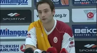 Galatasaray Rakibiyle Puanını Eşitledi