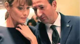 Carla Bruni Fas'ta