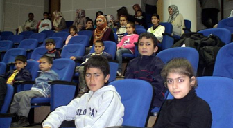 Depremzedelere Moral Gecesi