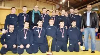 Süper Ligin Şampiyonu Kağıtspor