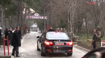 Yunan Askerlerinin Yeni Yılını Kutladı