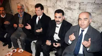 AK Parti'li Kılıç Er Sezgin'in Ailesini Ziyaret Etti