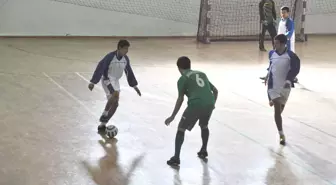 Gençler Futsal İl Birinciliği Müsabakalarına Devam Edildi