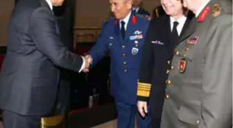 Komutanlardan Arınç'a Ziyaret