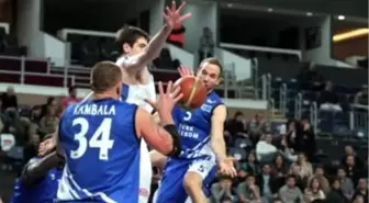 Anadolu Efes: 78 - Türk Telekom: 70