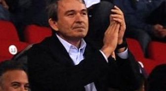 Üstünberk İstifa Etti mi ?