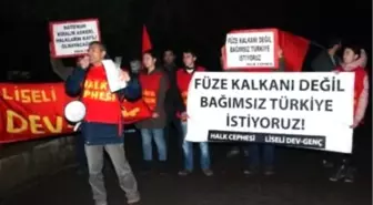 Polisten Eylemcilere Uyarı: 'Size Tazminat Davası Açacağız'