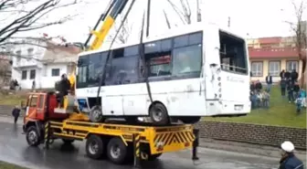 Gaziantep'te Özel Halk Otobüsü Devrildi