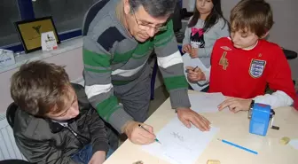 Nilüfer'de Genç Karikatüristler Yetişiyor