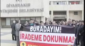 Diyarbakır'da BDP'lilerin Kendilerini İhbar Eylemi