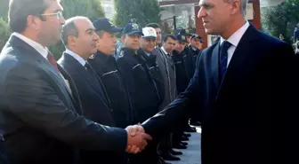 Polis Emniyet Müdürünü Gözaltına Alarak Sınav Verdi