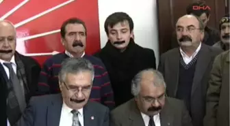 Konya'da CHP'liler Ağızlarındaki Siyah Bantları Çıkartarak Fezlekeyi Protesto Etti