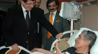 Bakan Davutoğlu ve İran Meclis Başkanı Larijani'den Dostluk Mesajı