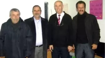 Edremit'te Kurslarla Arıcılık Gelişiyor