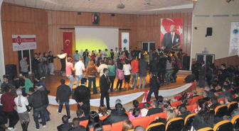 Üniversiteliler Grup Batü ile Coştu