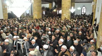 Zile'de 40 Hatmin Son Günü Ulu Cami Doldu Taştı