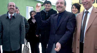 Bakan Eker, Gazetecilerle Kartopu Oynadı