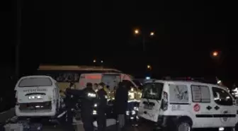 Tuzla'da Zincirleme Trafik Kazası: 3 Ölü 30 Yaralı