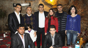 Ticaret Mezunlarından Tiyatro