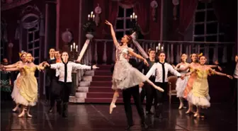 Anna Karenina'nın Hayatı Bale Sahnesinde