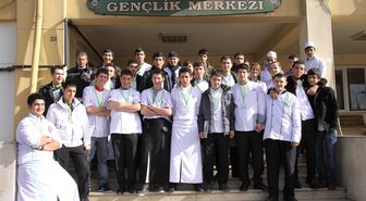 Aşçılık Okulu Geleceğin Aşçılarına Rehberlik Ediyor