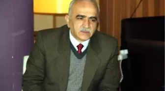 Prof. Dr. Yazgan'a Türksoy Vakfı Tarafından Onur Madalyası Verildi