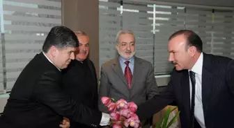 Başkan Nevzat Doğan'a Teşekküre Geldiler