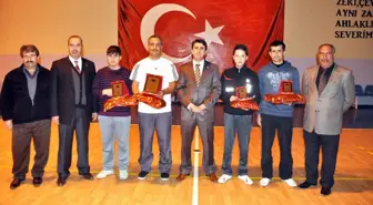 Masa Tenisi Finalistleri Belli Oldu