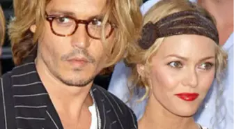 Johnny Depp İçin Ayrılık Rüzgarı