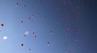 Karneleri Alıp 'Sevgi Balonu' Uçurdular