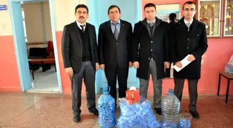 Öğretmenler 3 Bin Plastik Kapak Topladı