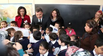 Başkan Tuna Karne Dağıttı