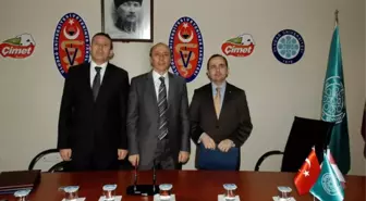 Geleceğin Veterinerleri Fabrikada Araştırma Yapacak